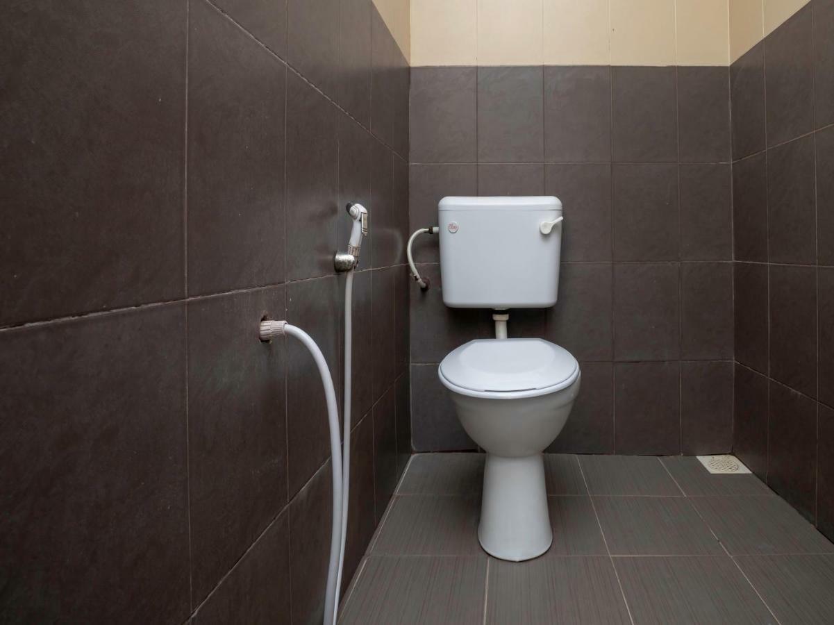 Oyo 988 Malawati Ria Hotel Kuala Selangor Εξωτερικό φωτογραφία